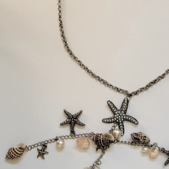 Seashell Starfish Necklace with Pearls Silver Tone Chain Nautical Beach Jewelry - Picture 5 of 10